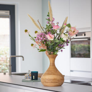 Vase - eiken - roze bloemen - urn - Memories to Keep