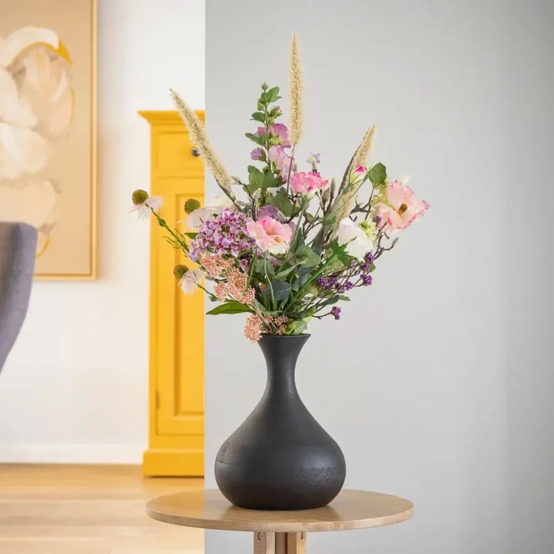 Mini urn kopen via internet is ontzettend gemakkelijk, met een ruime collectie urnen voor buiten in allerlei vormen en verschillende materialen, zorgvuldig vervaardigd voor een eerlijke prijs zodat iedereen verdient een mooie herinnering aan uw dierbare en trouwe vriend.